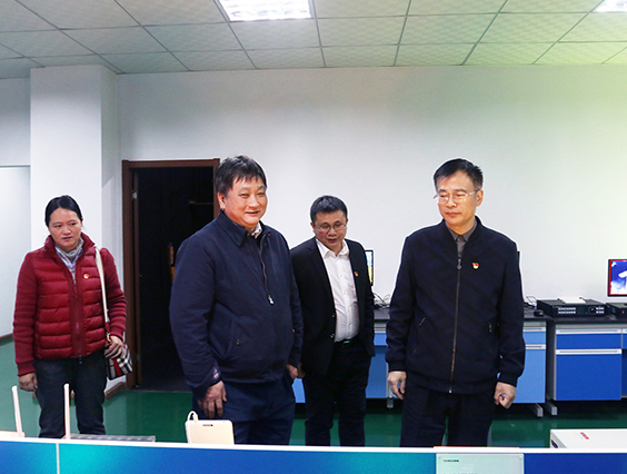 杭州市貿(mào)促會(huì)會(huì)長(zhǎng)鄭榮新一行蒞臨勇電參觀指導(dǎo)！